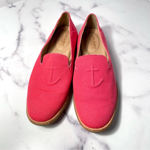 Sperry Seaport Canvas Slip On Loafers Shoes Women’s size 6.5 in Coral - Picture 1 of 11